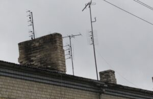 Keturbutyje degė suodžiai