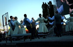 Nesėdėk namie – 9