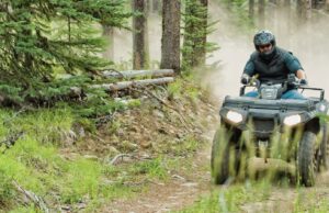 Gamta nėra trasa – keturračiais ir krosiniais motociklais važiuokite atsakingai