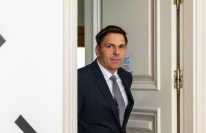 Kultūros ministras traukiasi