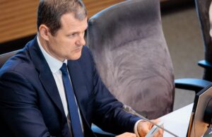 Seimas nesutiko imtis apkaltos Paluckui