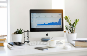 Kodėl sekundė kainuoja pinigus verslui ir kaip ją sutaupyti su SEO?