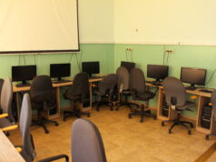 LŠMPS pasiekė susitarimą su ministerija: nuo kitų metų rugsėjo mokytojų algos didės 11,5 proc.