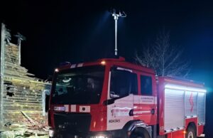 Ugnis pasiglemžė gyvenamąjį namą