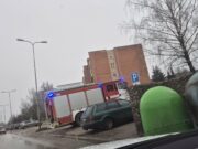 Vilties gatvėje degė šiukšlių konteineris