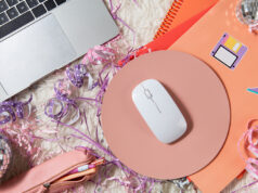 Darbo vietos ergonomika: kaip pelės kilimėliai XXL pagerina darbo komfortą?