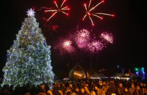 Eglės įžiebimas Rokiškyje: muzikos, šviesų ir pasakos vakaras