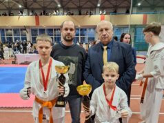 Jaunųjų kovotojų triumfas kumitė rungtyje