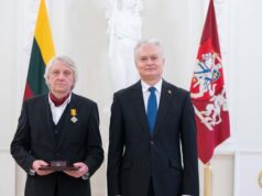 Prezidentūroje už išskirtinius nuopelnus apdovanoti du Rokiškiui svarbūs žmonės