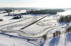 Puiki žiema automobilių ledo trasai Audronių kaime
