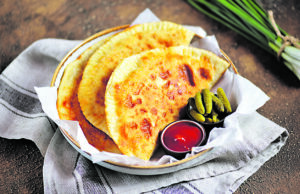 Tinginių čeburekai iš tortilijų