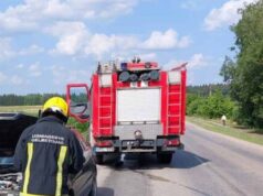 Užsiliepsnojo BMW