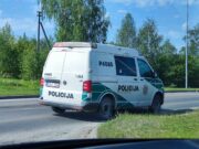 Neblaivus prie vairo