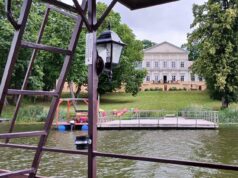 Nakvynė Salų dvare: rūmai kalba ir naktį