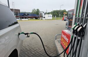 LEA: trečiadienio visų degalų kainos sumažėjo