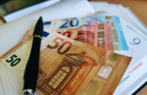 SADM kitąmet modeliuoja 8,51 proc. bazinį pensijų augimą