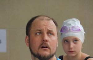 Vandenyje – visai kitoks pasaulis: rokiškėnus plaukti moko Laurynas Jasiūnas