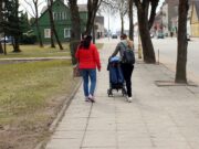 Vyriausybės Šeimos paketas: nemokami pietūs mokiniams, parama būstui ir grįžtantiems emigrantams