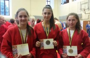 Trys rokiškėnės Lietuvos sambo pirmenybių čempionės (iš kairės)  Elinga Jakulytė