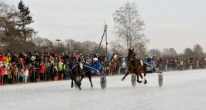 Iki lenktynių Sartuose liko mėnuo
