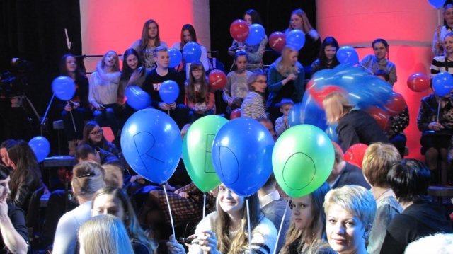 Filmavimo televizijoje akimirka.