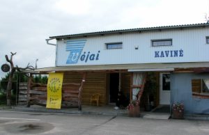 Dėl klientų stygiaus kavinė "7 vėjai" aptarnauja tik tuos