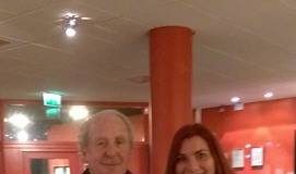 Rokiškėnė Gintarė Siniauskaitė asmeniškai padėkojo Jonui Baldvinui Hanibalsonui už paramą Lietuvai 1991 m. G. Siniauskaitės asmeninio archyvo nuotr.