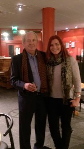 Rokiškėnė Gintarė Siniauskaitė asmeniškai padėkojo Jonui Baldvinui Hanibalsonui už paramą Lietuvai 1991 m. G. Siniauskaitės asmeninio archyvo nuotr.