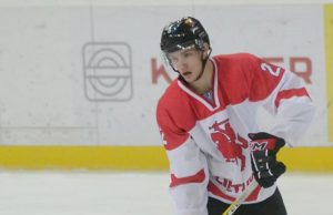 Profesionalaus sportininko duoną užsienyje kremtantis Jaunius Jasinevičius pirmuosius žingsnius ant ledo žengė Rokiškyje dar prieš devynerius metus.