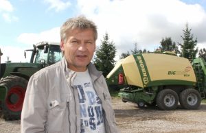 Lašų žemės ūkio bendrovės valdybos pirmininkas Zenonas Akramavičius