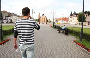 Draudimas rūkyti Nepriklausomybės aikštėje realiai negalioja.   N.Byčkovskio nuotr.