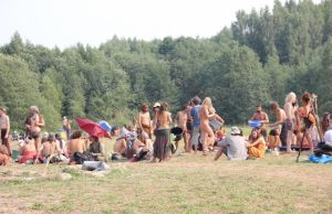 Vaivorykštės šeimos stovyklautojai. D. Zibolienės nuotr.