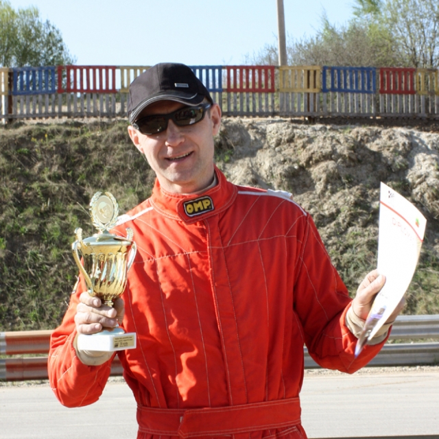 Šių metų Lietuvos automobilių kroso pirmenybių nugalėtojas - Algirdas Aleksiejus.  Asmeninio archyvo nuotr.