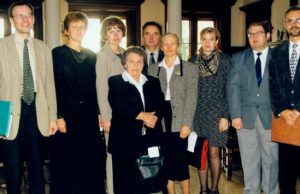 Per anksti pašauktas anapus Anapilin iškeliavusį istoriką Egidijų Aleliūną (antras iš dešinės) geru žodžiu mini jo kolegos muziejininkai. Asmeninio archyvo nuotr.