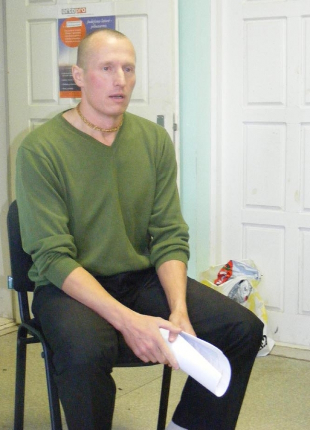 “Esu gyvas vien pienu