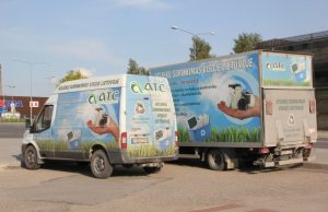 Vasarą rajone vykusios akcijos „Sidabrinės gervės naktys 2014“ dieną į specialia simbolika pažymėtus organizatorių sunkvežimius sunešta 8 t 537 kg elektroninių atliekų. D. Zibolienės nuotr.