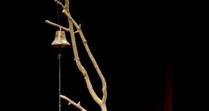 Rokiškio kultūros centro liaudies teatro spektaklio "Nebylys" scena.