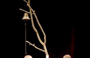 Rokiškio kultūros centro liaudies teatro spektaklio "Nebylys" scena.