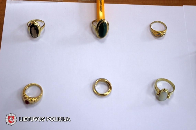 Ieškoma juvelyrinių dirbinių savininkų Ieškoma juvelyrinių dirbinių savininkų