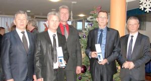 Po apdovanojimų ceremonijos: (iš kairės) „Linava“ generalinis sekretorius Vytautas Milėnas