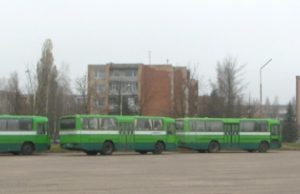 Erdvi Rokiškio autobusų stoties teritorija galėtų tapti ir mokama automobilių stovėjimo aikštele. N.Byčkovskio nuotr.