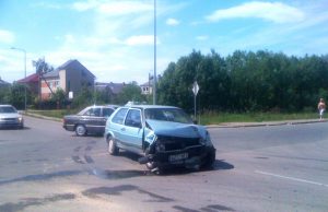 Šeštadienį Pandėlio ir Topolių gatvių sankryžoje įvyko avarija. K.Susnytės nuotr.