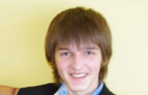 J.Tūbelio gimnazijos abiturientas Robertas BALTRŪNAS.