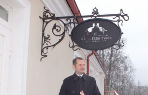 Į Draugų dieną kviečia dvaro šeimininkas Vaidas Barakauskas. A.Minkevičienės nuotr.