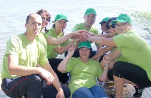 Į Salas sukvietė Aukštaitijos bibliotekininkų antrasis sąskrydis Šių metų sąskrydžio organizatoriai - Rokiškio “Keliuočiukų“ komanda prizines vietas užleido svečiams