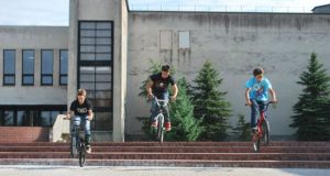 BMX aistruoliai K.Adamonis (iš kairės)