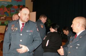 Panevėžio apskrities policijos vadovas Rimantas Bobinas (kairėje) rajono policijai lengvų metų nežadėjo. Greta – rajono komisariato viršininkas Stasys Meliūnas. A.Minkevičienės nuotr.