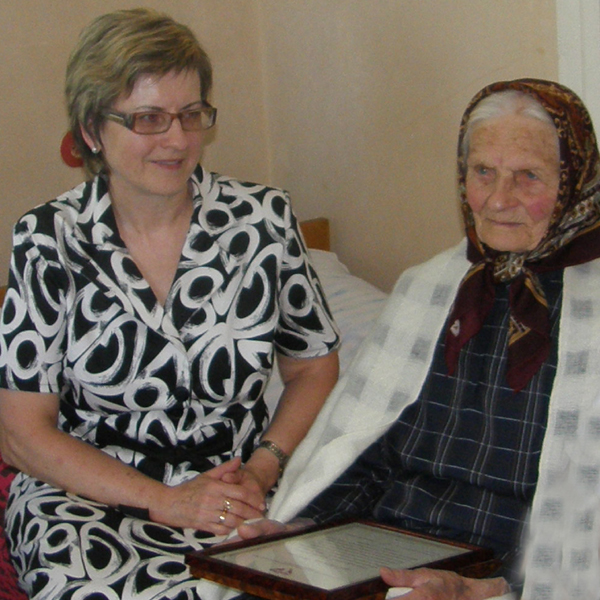 „Šimtamečiai sieloje labai šviesūs žmonės „Šimtamečiai sieloje labai šviesūs žmonės