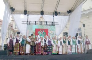 Lietuvos pensininkų sąjungos „Bočiai“ vadovas Petras Ruzgus pakvietė rokiškėnų chorą