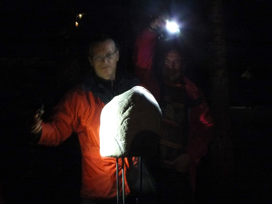 V.Lingio Visatą simbolizuojanti skulptūra.